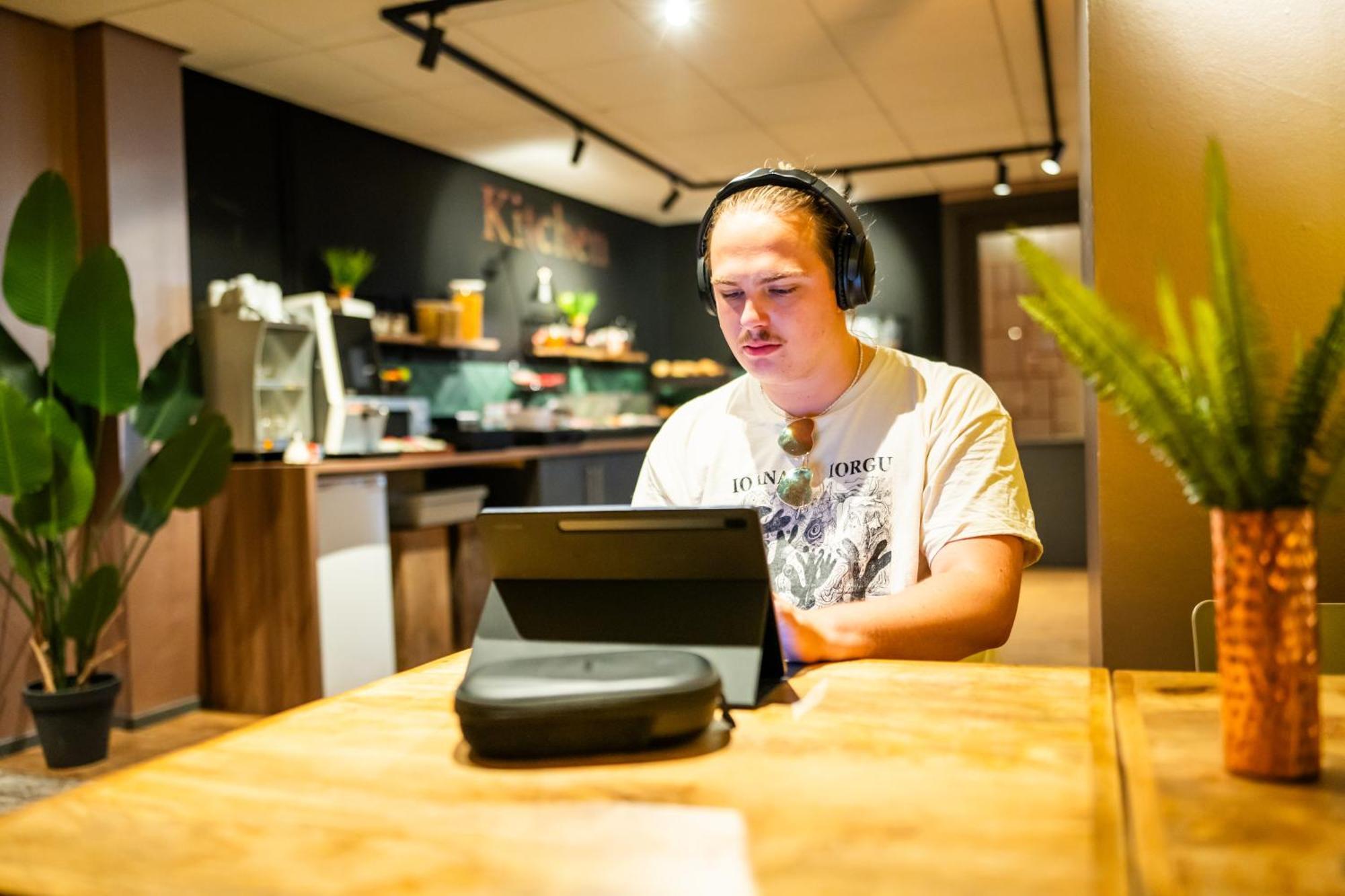 Bud Gett Hostels Groningen Zewnętrze zdjęcie