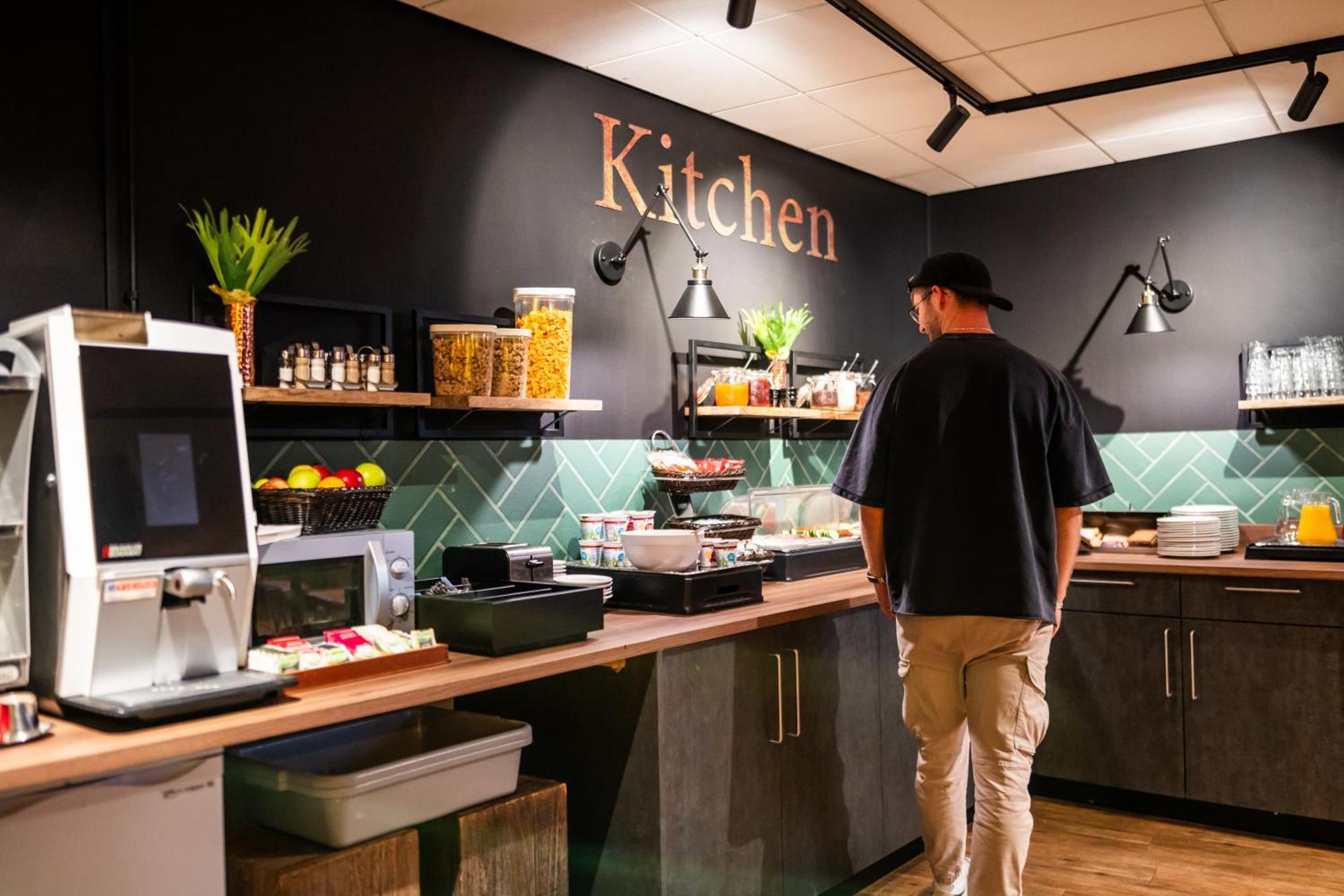 Bud Gett Hostels Groningen Zewnętrze zdjęcie