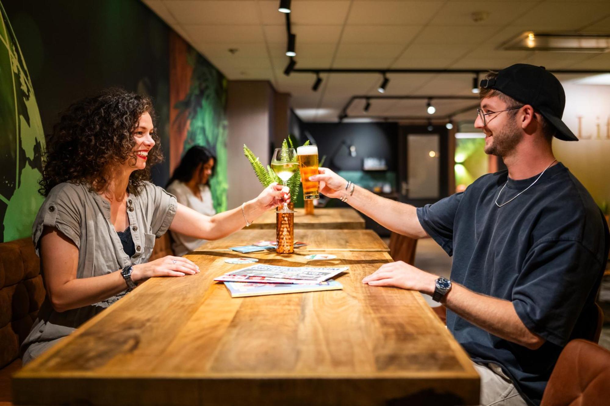 Bud Gett Hostels Groningen Zewnętrze zdjęcie